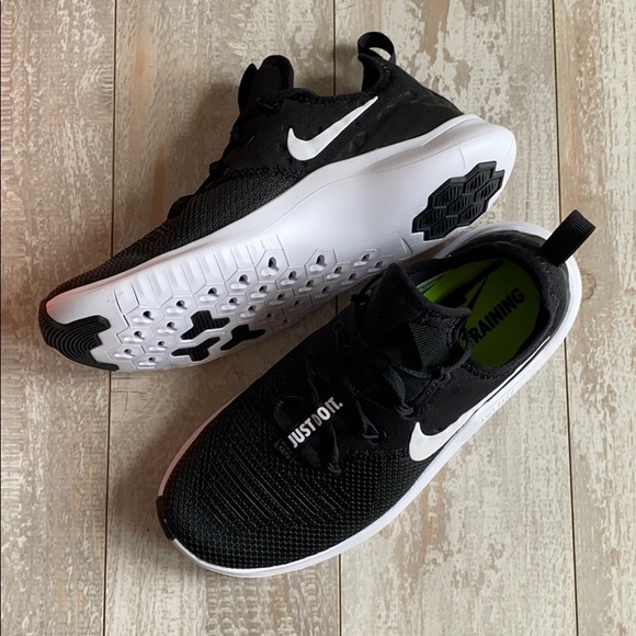 NWT Nike free trainers black Running shoes - Picture 8 of 8